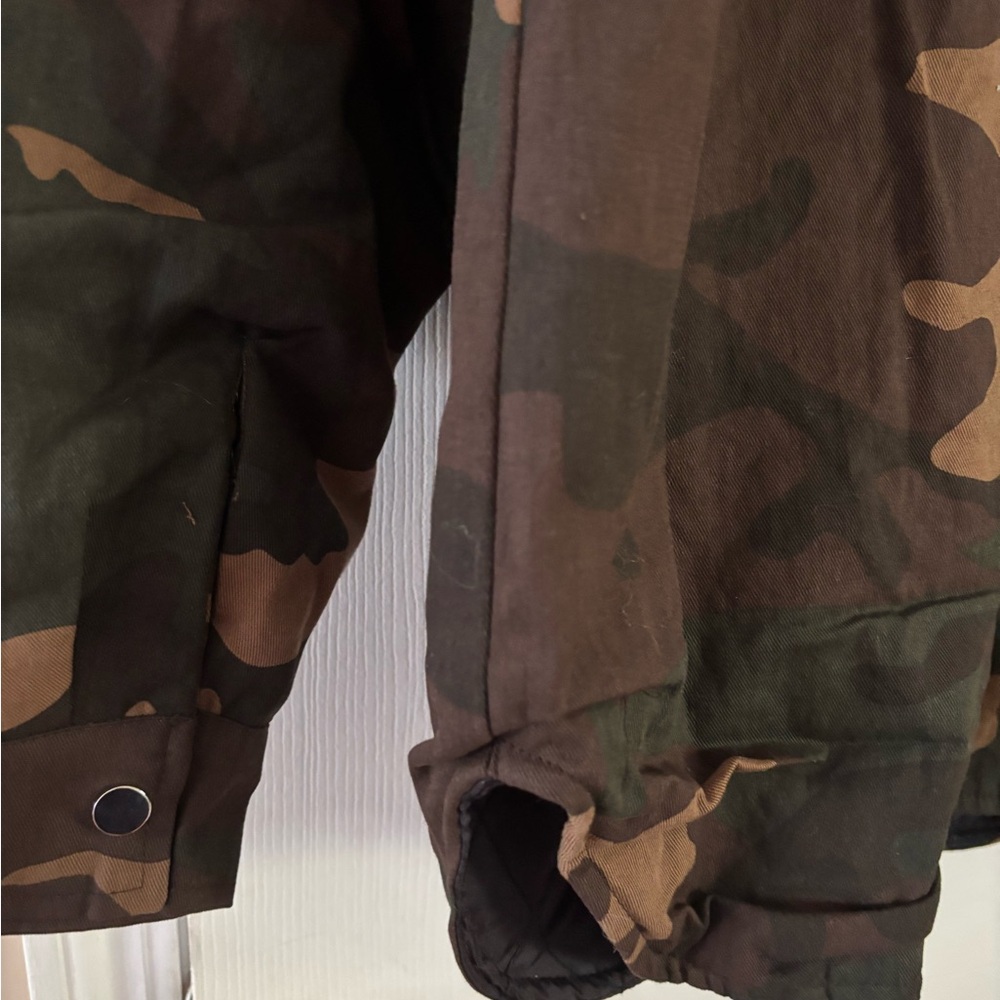 MNML Camouflage Hooded Zip Up Woodland Men’s Jacket Size Small BNWT - Picture 10 of 13